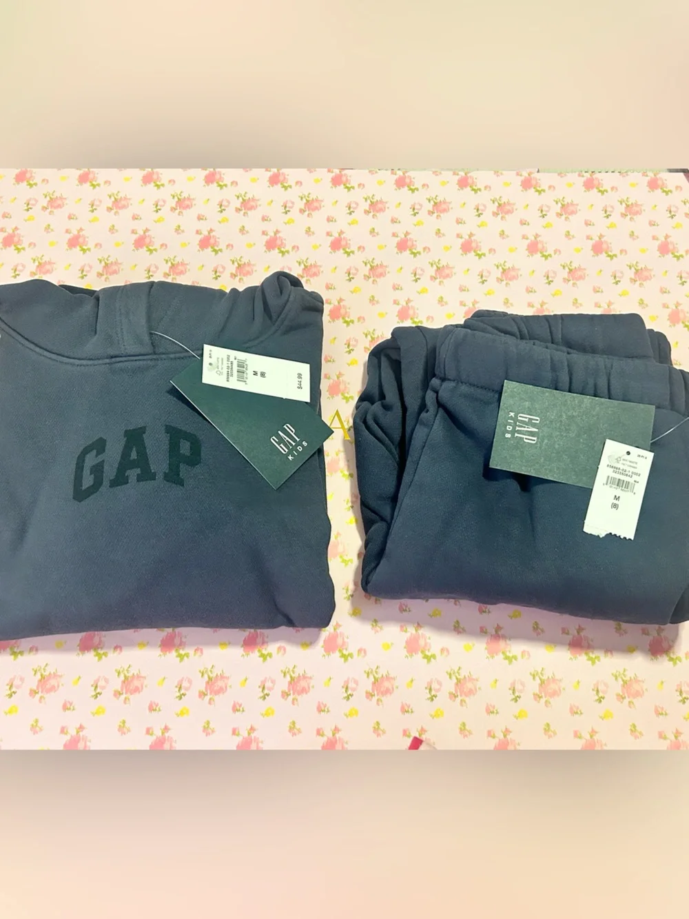 GAP Kids Navy Blue Sweatshirt & Jogger Set NWT size 8